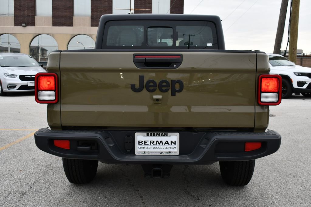 New 2026 Jeep Gladiator Sport image 5