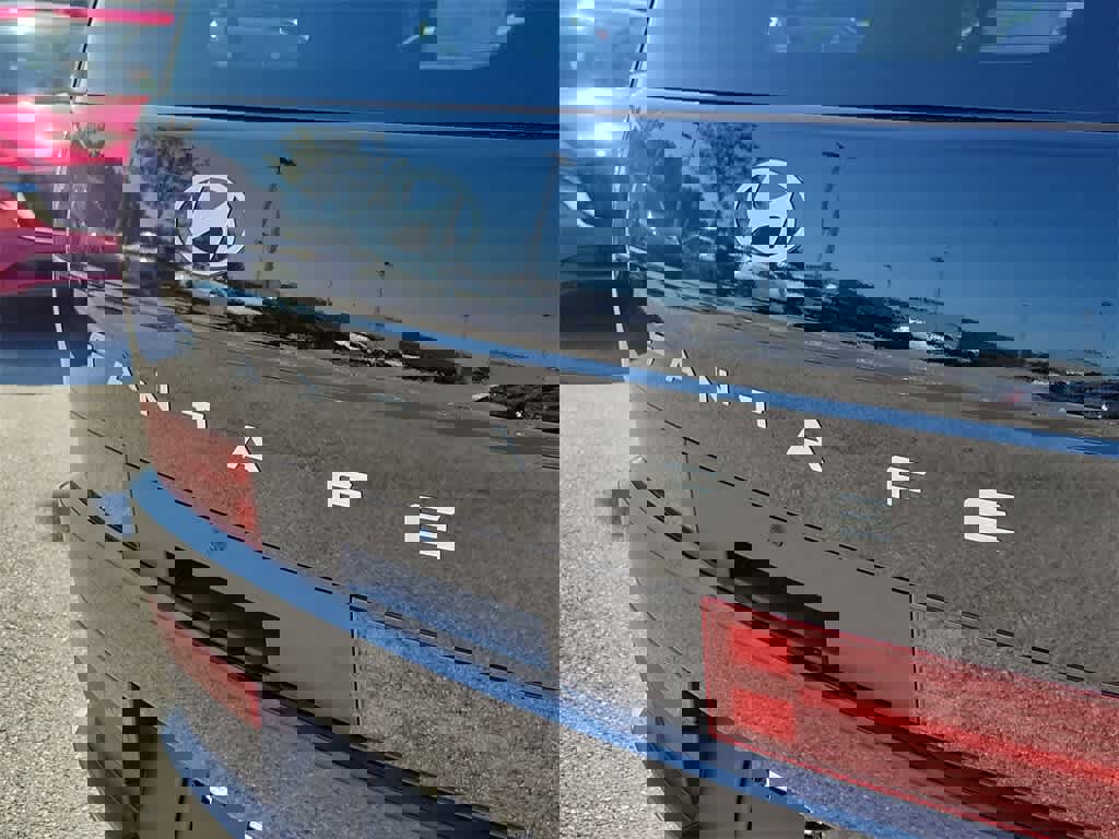 New 2026 Hyundai Santa Fe SE image 7