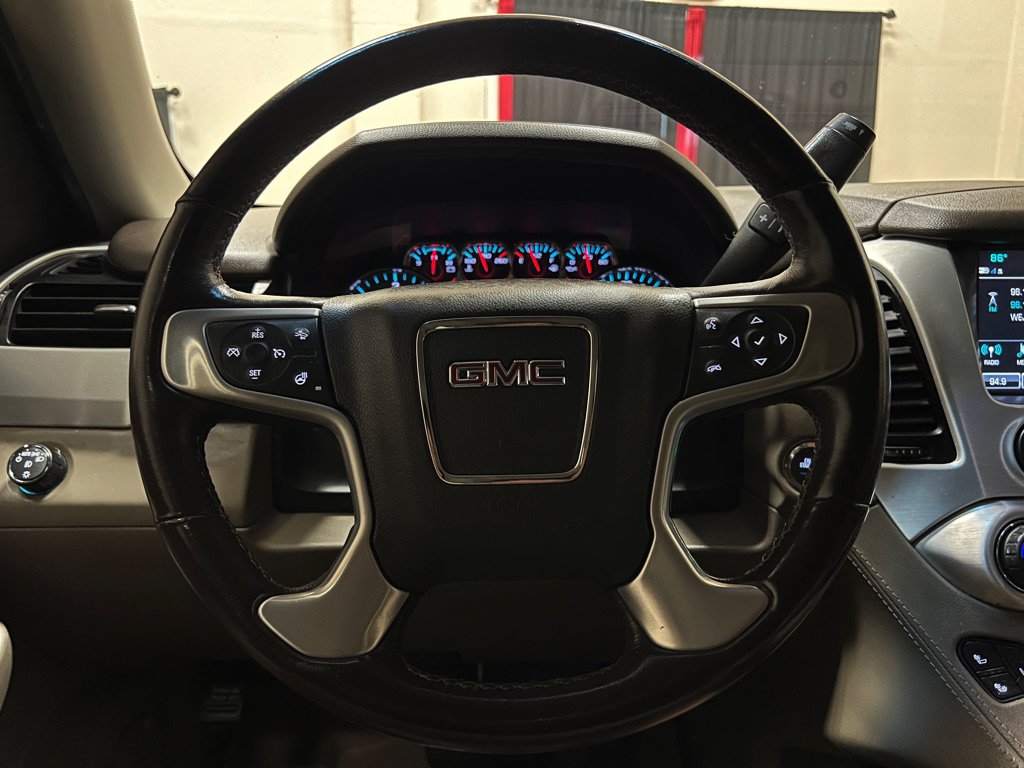 Used 2019 GMC Yukon SLT w/ Premium Edition RWD image 29