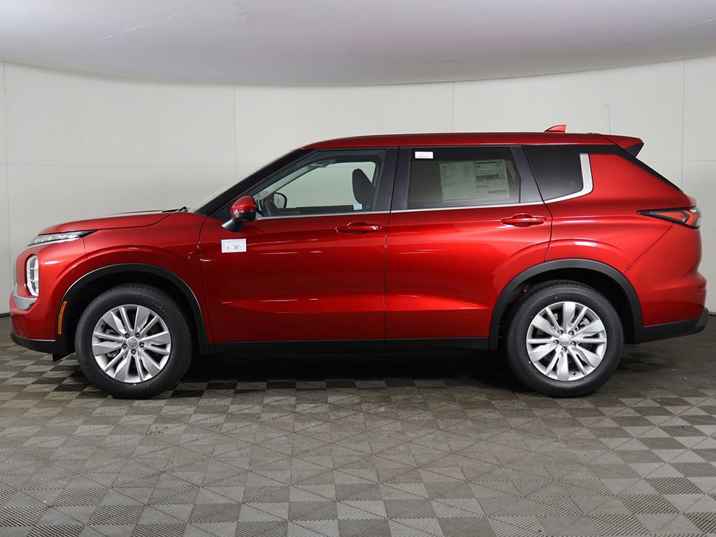 New 2026 Mitsubishi Outlander ES FWD image 16