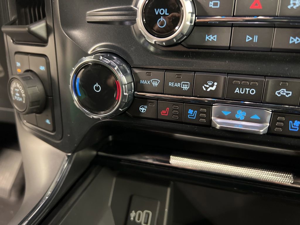 New 2026 Ford F150 Lariat w/ Equipment Group 501A Mid image 14