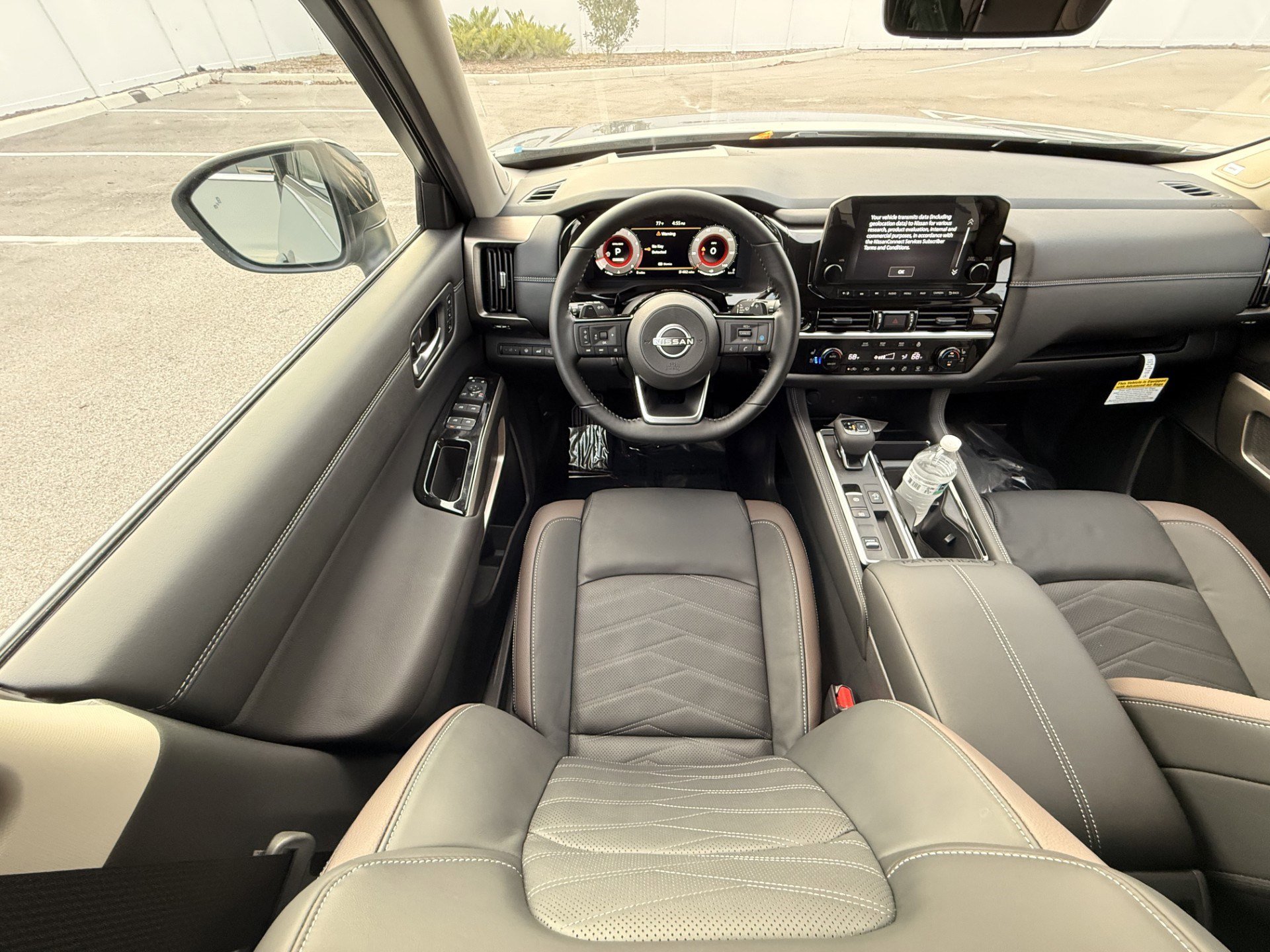 New 2025 Nissan Pathfinder Platinum image 14