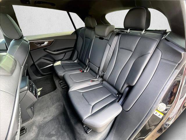 Used 2021 Audi Q8 Premium Plus w/ Premium Plus Package image 26