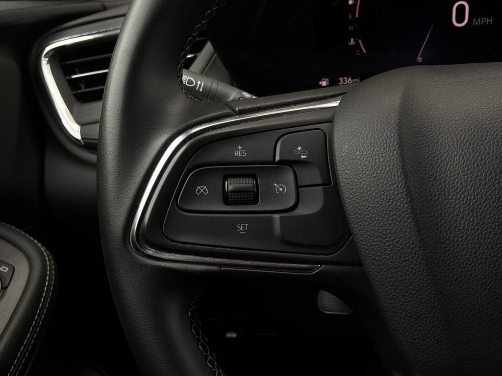 Used 2025 Buick Encore GX Preferred FWD image 31