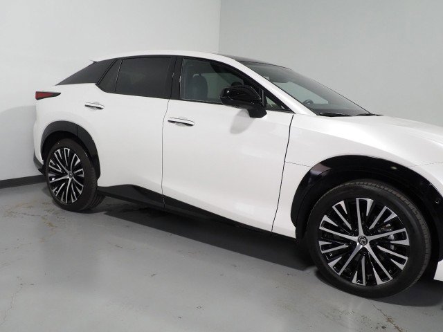 Used 2023 Lexus RZ 450e Luxury w/ Accessory Package (Z1) image 45