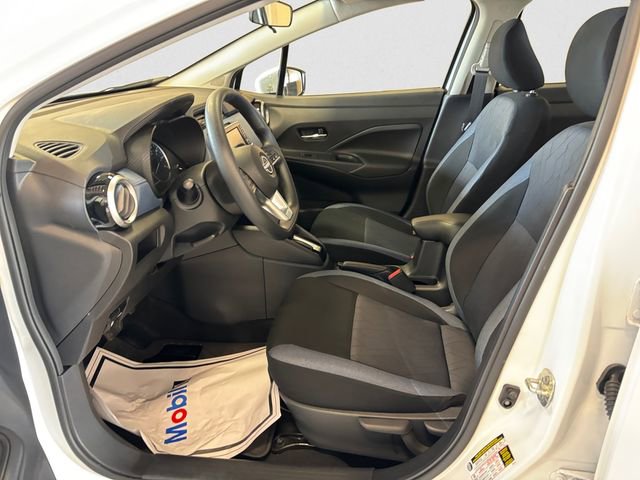 Certified 2025 Nissan Versa SV w/ Trunk Package FWD image 9