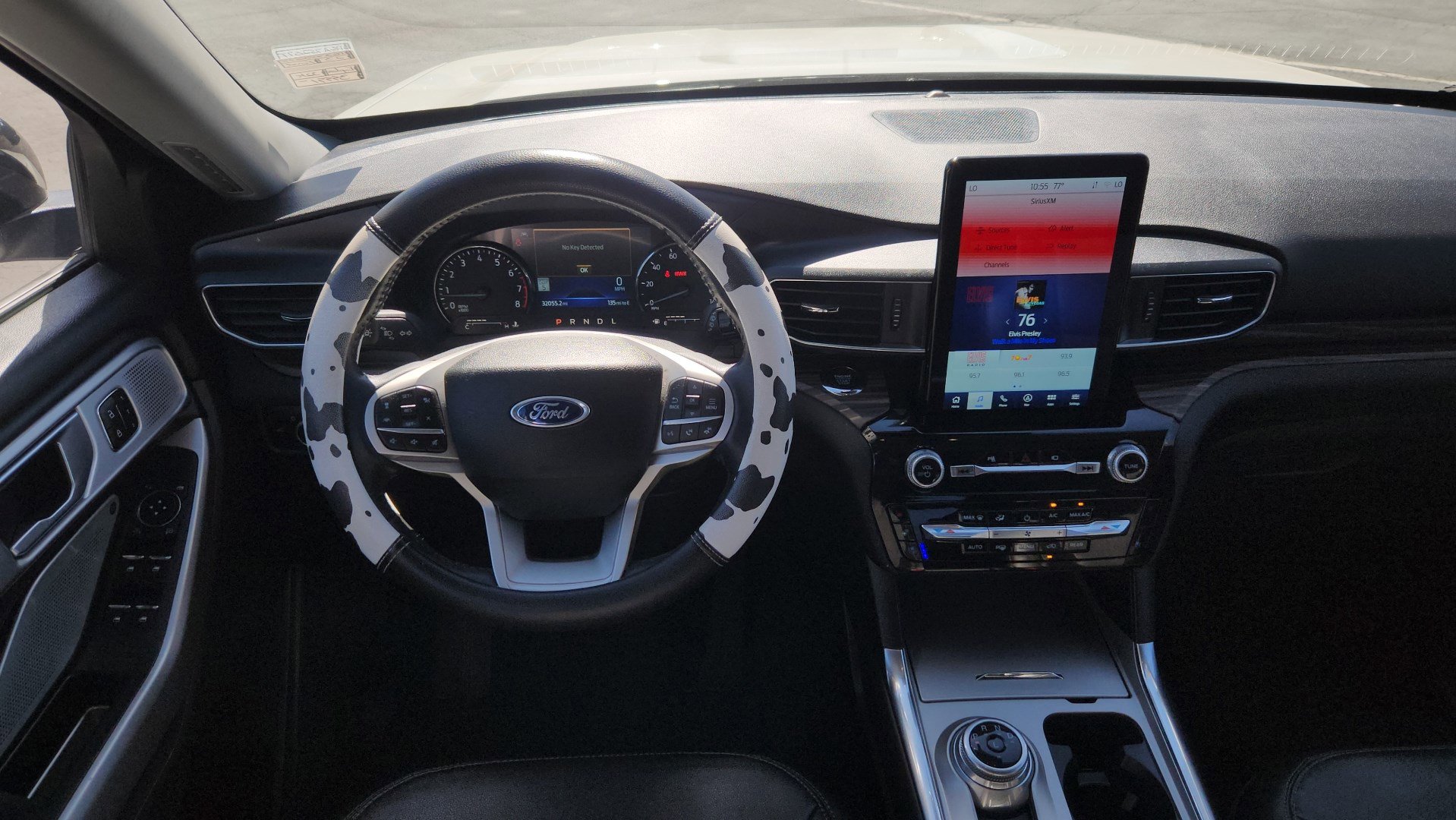 Certified 2023 Ford Explorer Limited w/ Limited Technology Package image 26