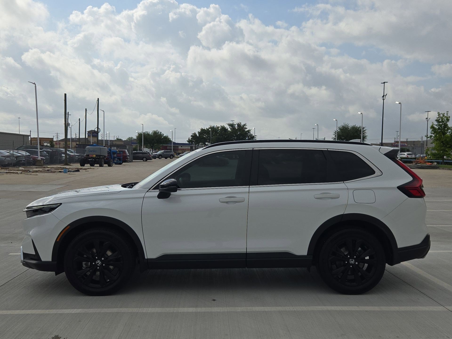 Used 2024 Honda CR-V Sport Touring image 7