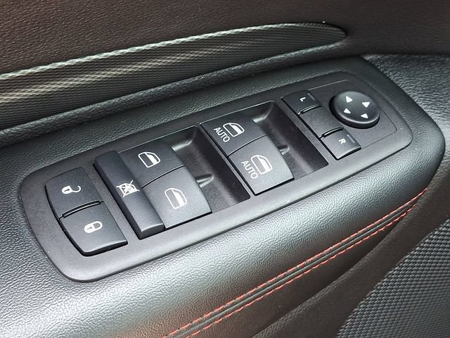 Used 2025 Dodge Durango GT AWD/4WD image 23