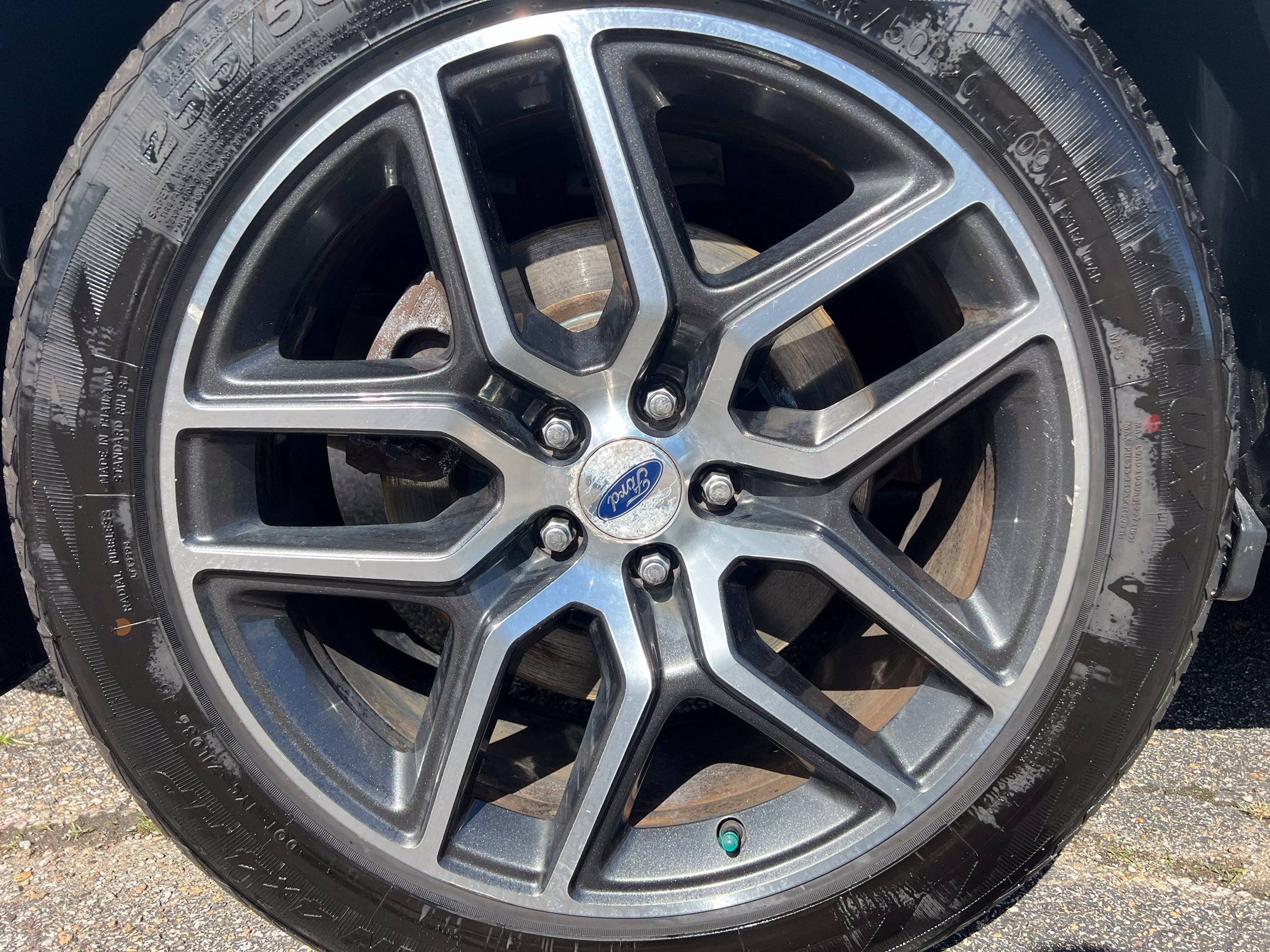 Used 2019 Ford Explorer Sport w/ Equipment Group 401A AWD/4WD image 12