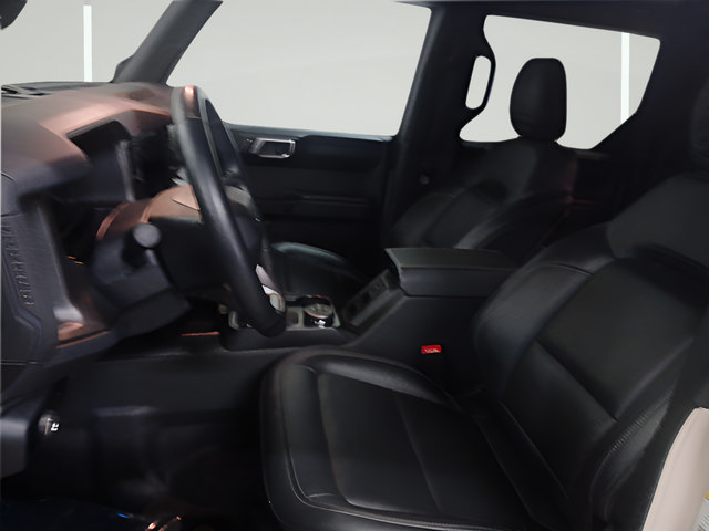 Used 2025 Ford Bronco Badlands AWD/4WD image 18