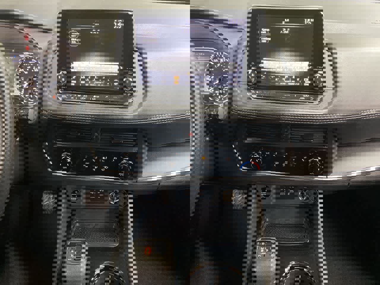 Used 2024 Nissan Rogue S image 24