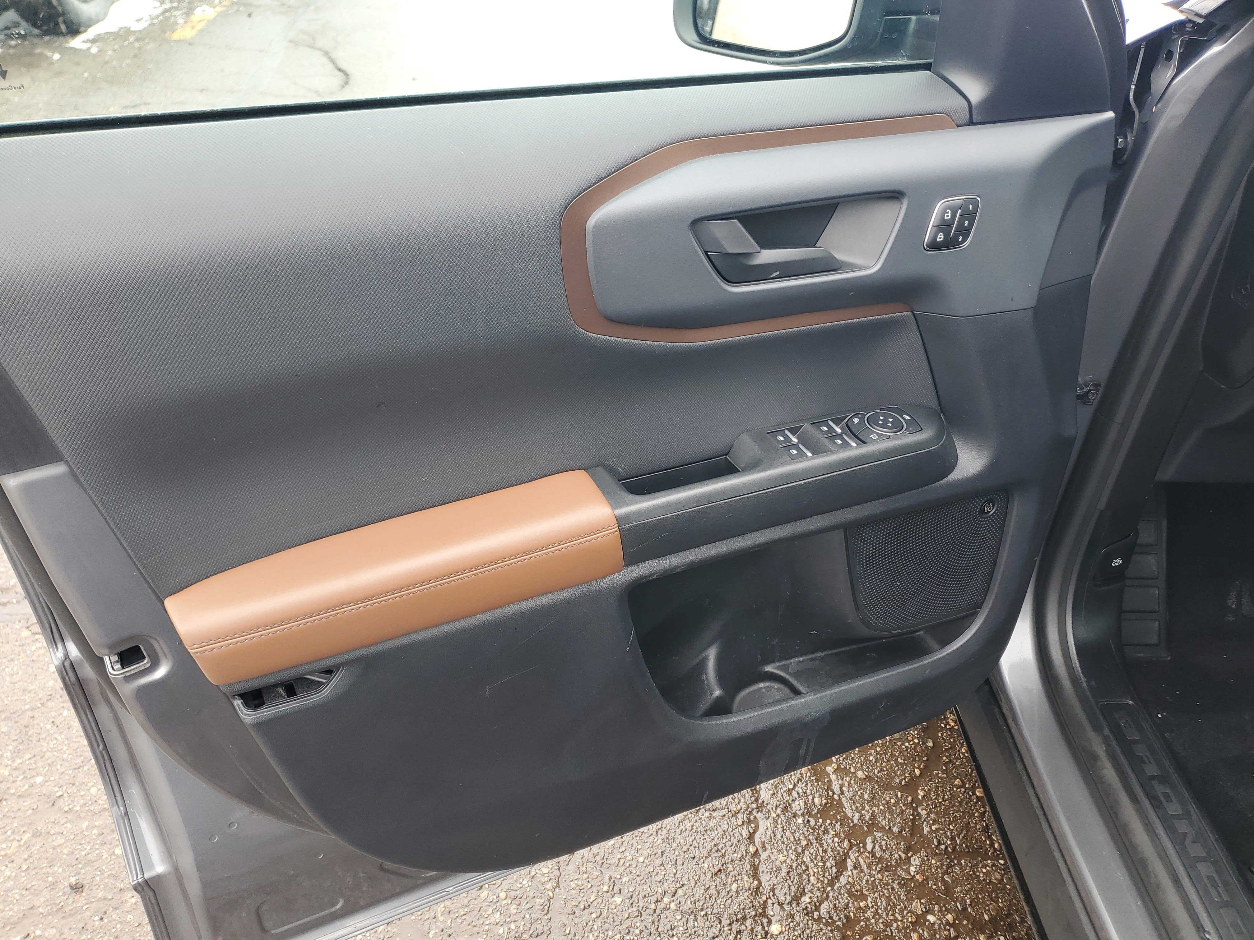 Used 2023 Ford Bronco Sport Outer Banks w/ Tech Package image 10