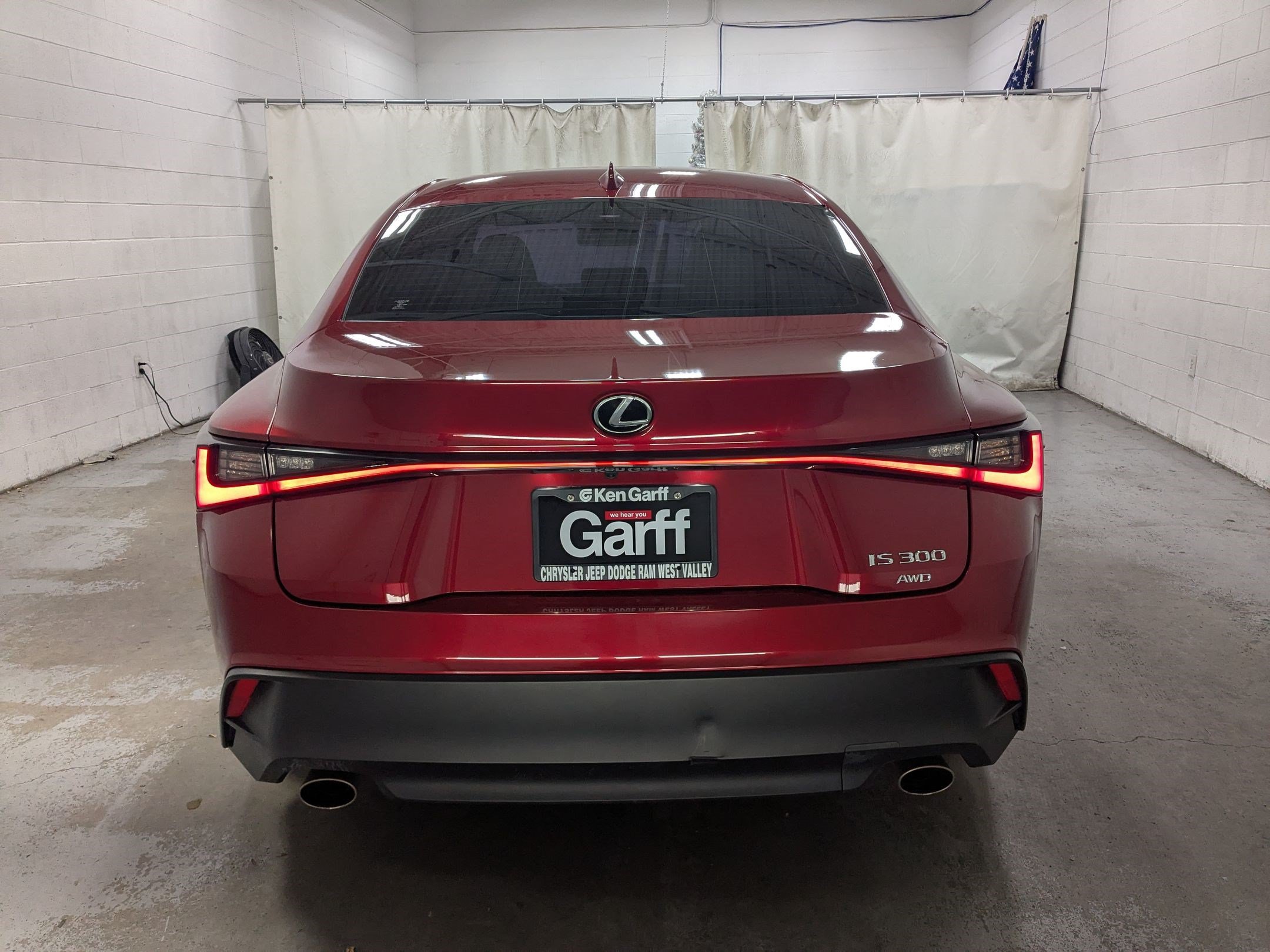 Used 2022 Lexus IS 300 AWD image 8