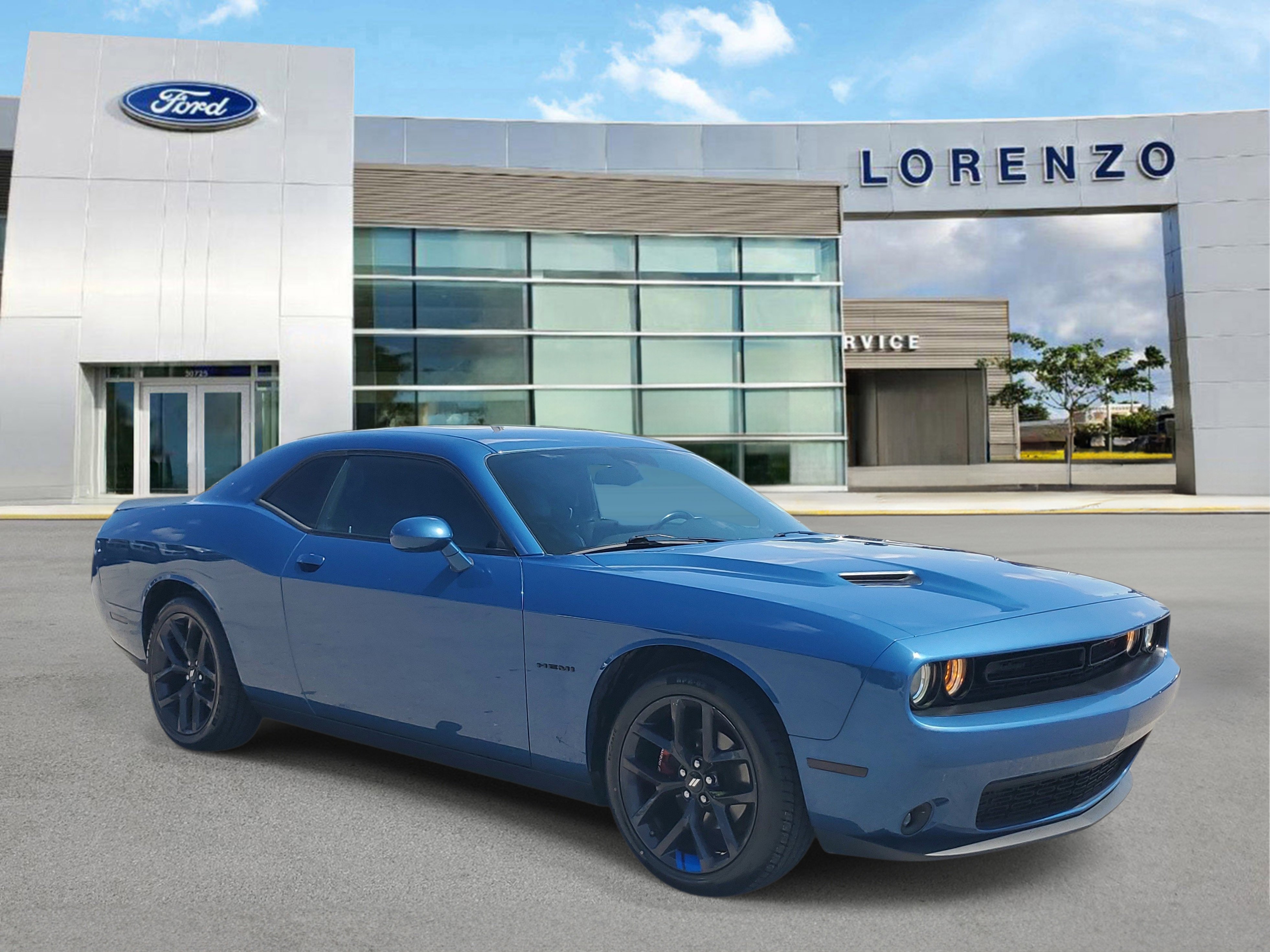 Used 2021 Dodge Challenger SXT w/ Blacktop Package image 3