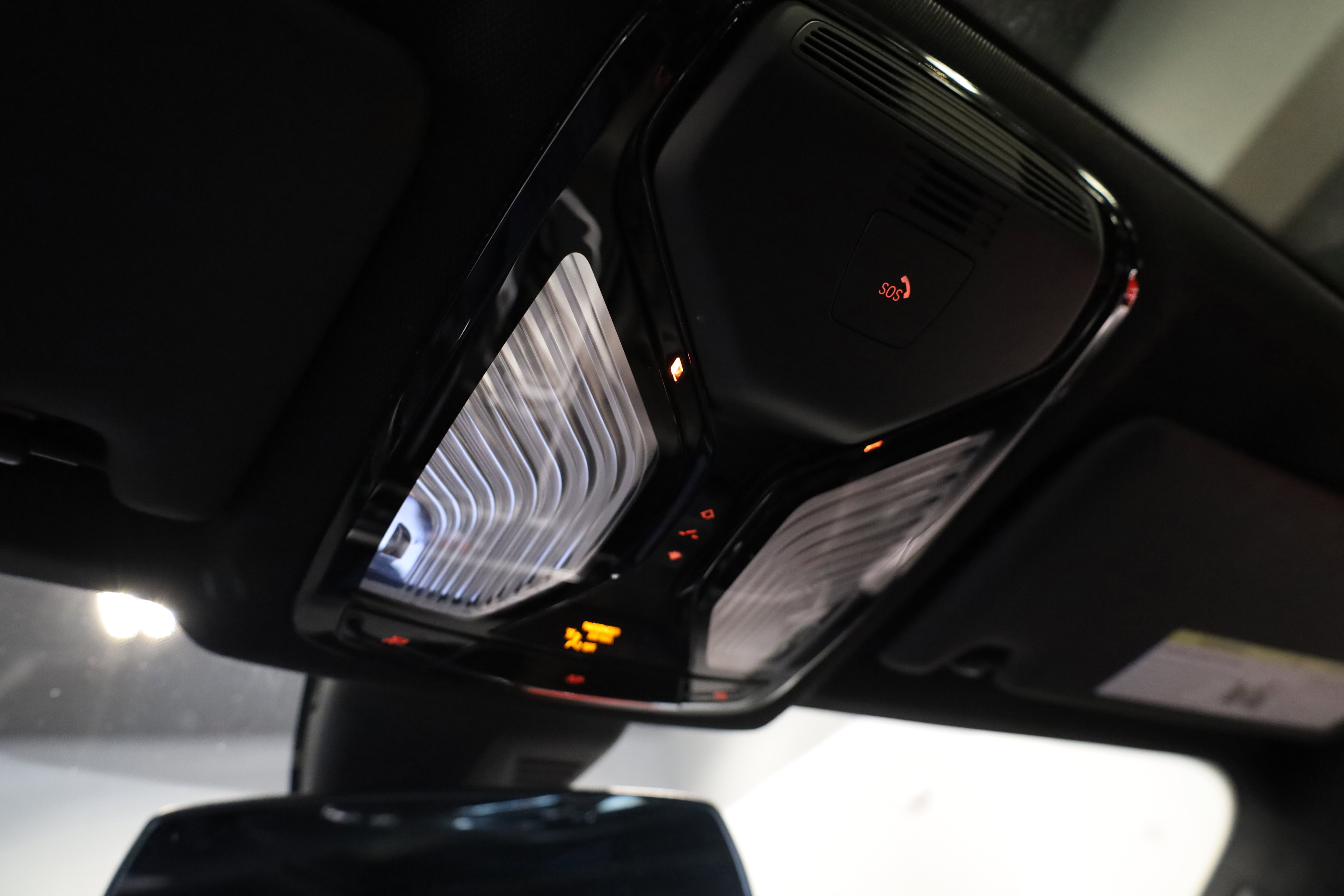 Used 2020 BMW 330i xDrive Sedan w/ Premium Package image 33