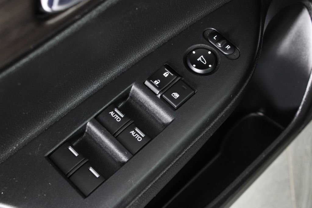 Used 2016 Honda Accord Touring image 22
