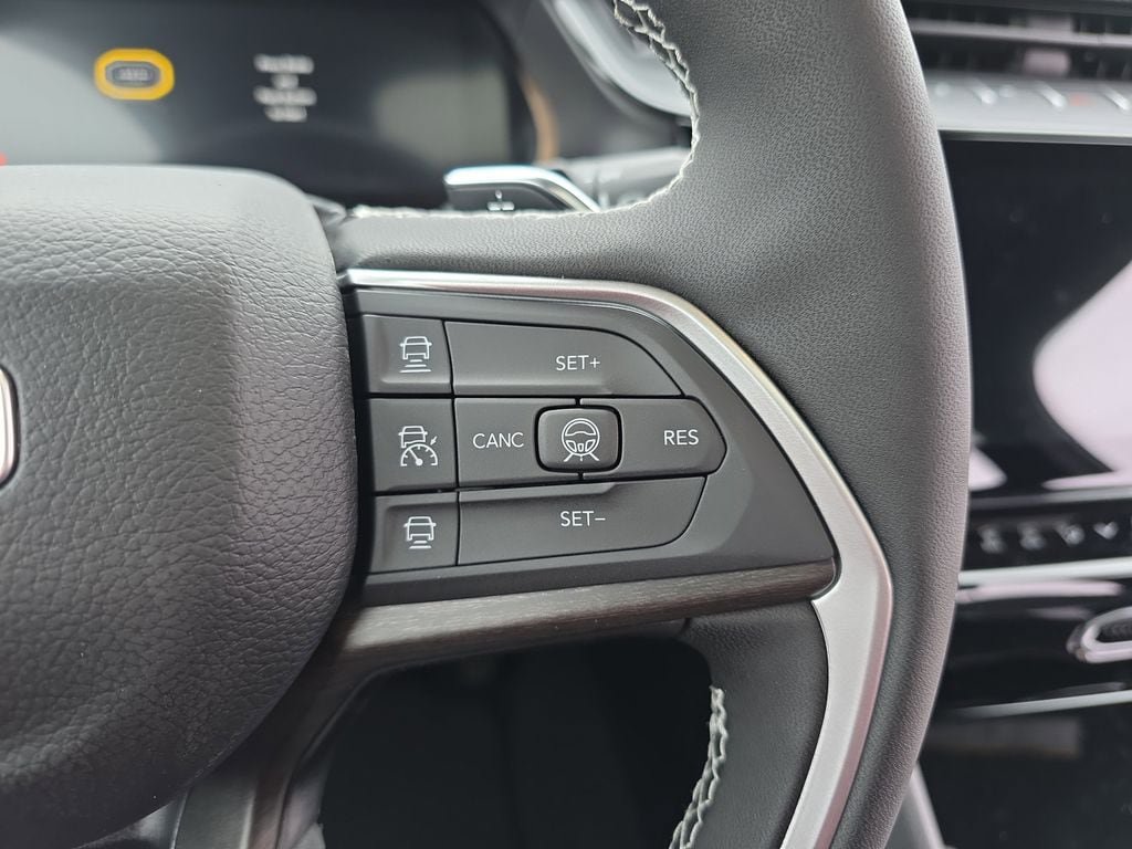 New 2026 Jeep Grand Cherokee Altitude AWD/4WD image 18