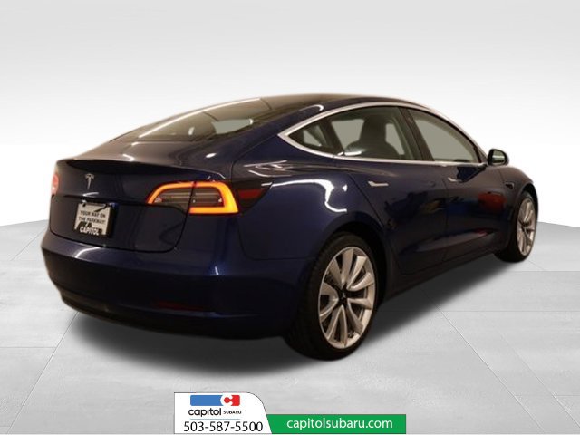 Used 2019 Tesla Model 3 Mid Range RWD image 3