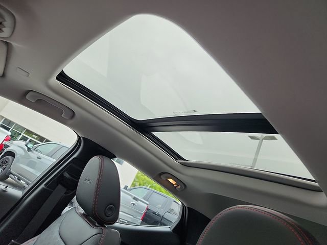 New 2027 Chevrolet Bolt RS w/ Technology Package FWD image 10