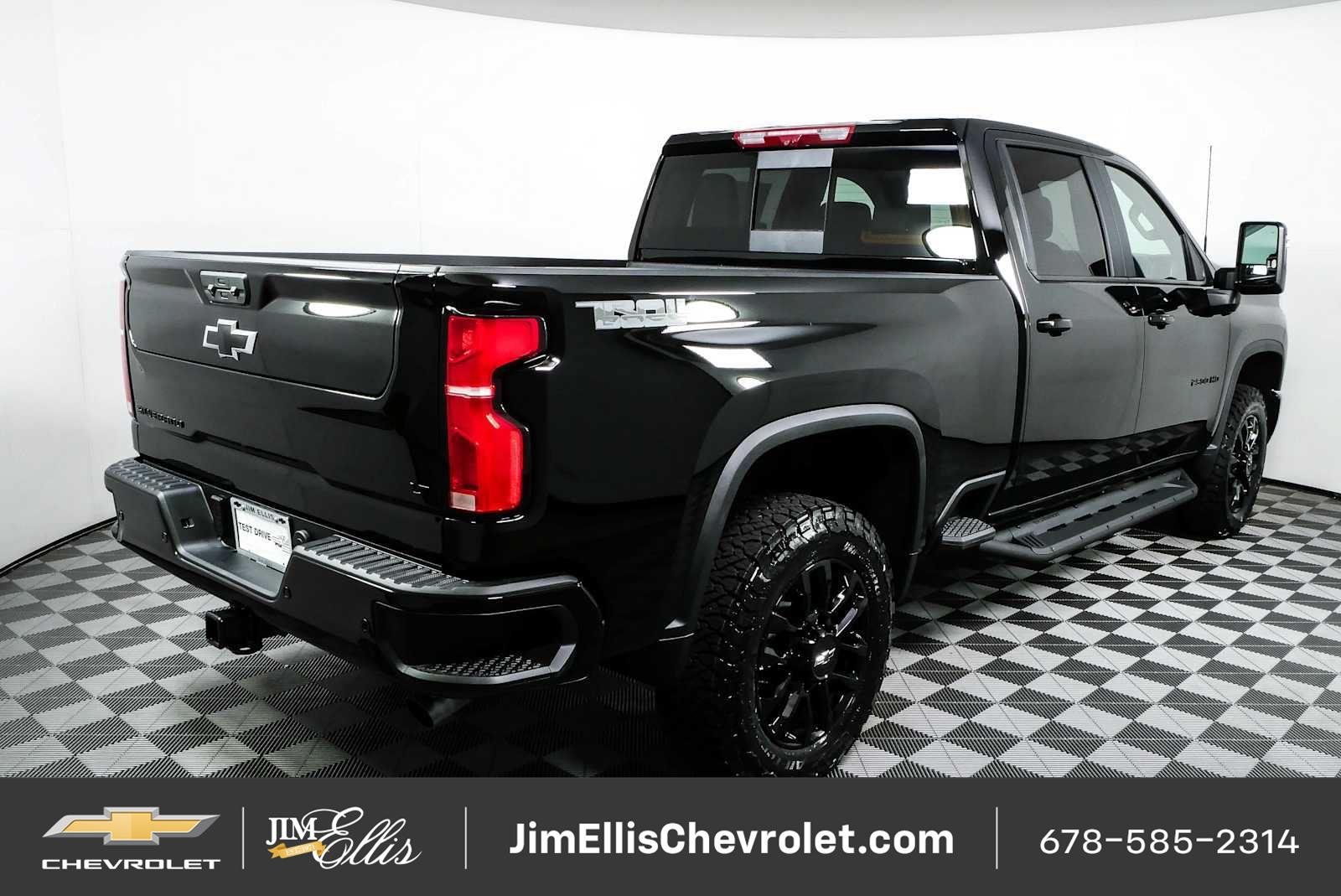 New 2026 Chevrolet Silverado 2500 LT w/ Trail Boss Package AWD/4WD image 3