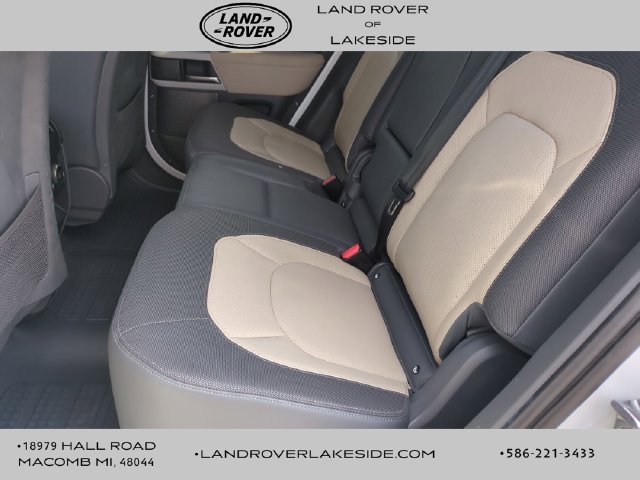Used 2023 Land Rover Defender 110 X-Dynamic SE AWD/4WD image 15