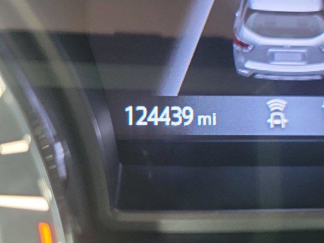 Used 2020 Nissan Pathfinder SL AWD/4WD image 29