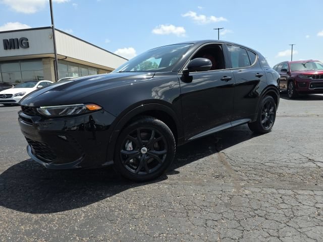 Used 2025 Dodge Hornet R/T w/ R/T Plus Package AWD/4WD image 2