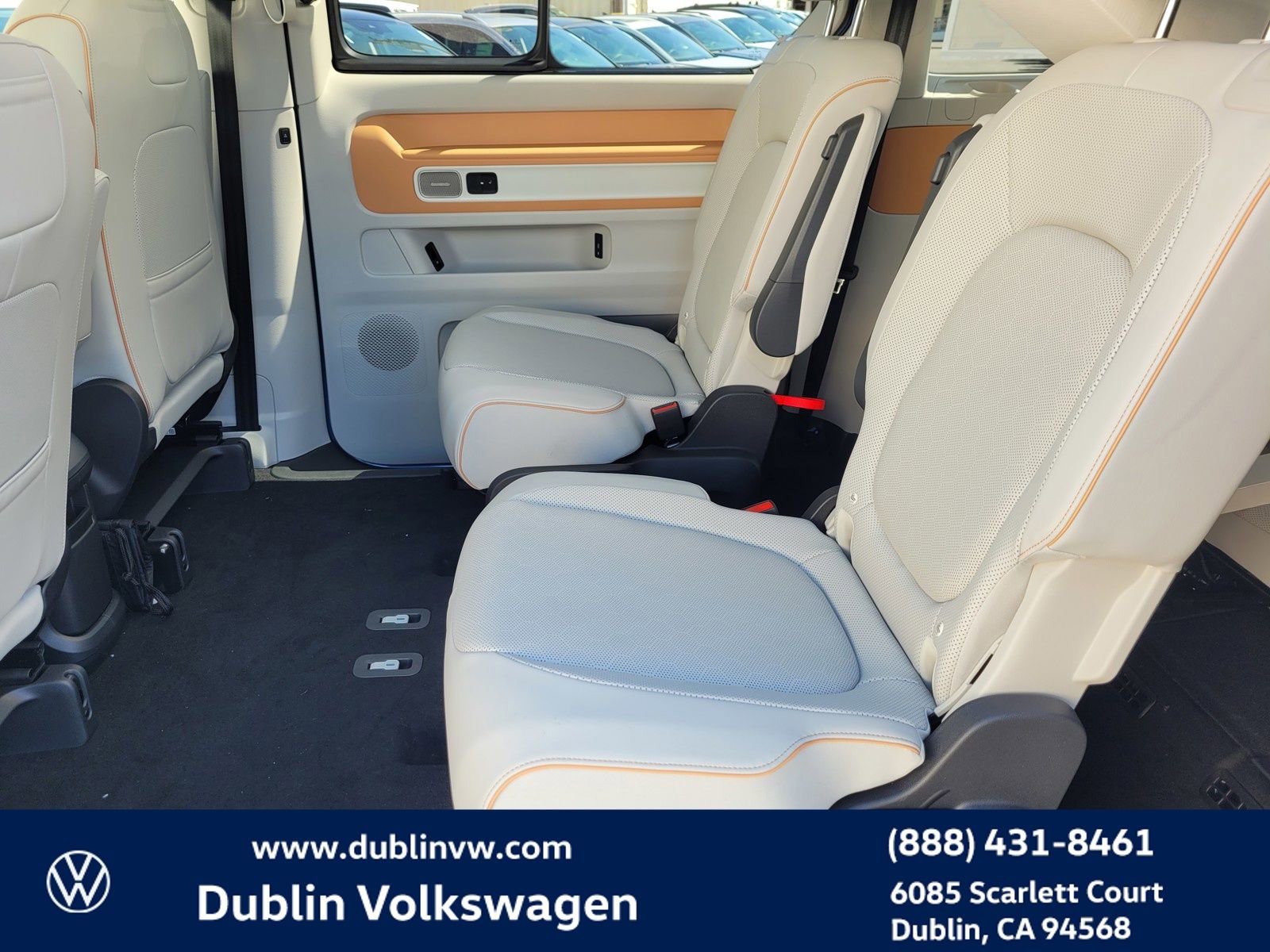 New 2025 Volkswagen ID. Buzz 1st Edition image 10