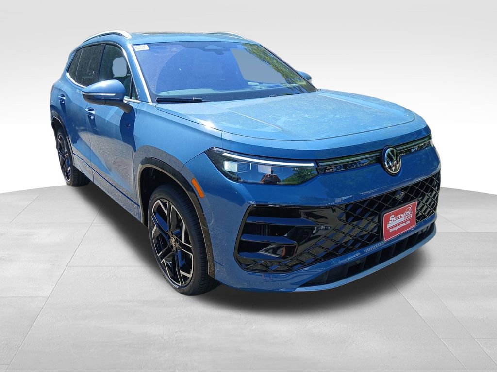New 2026 Volkswagen Tiguan SEL R-Line AWD/4WD image 7