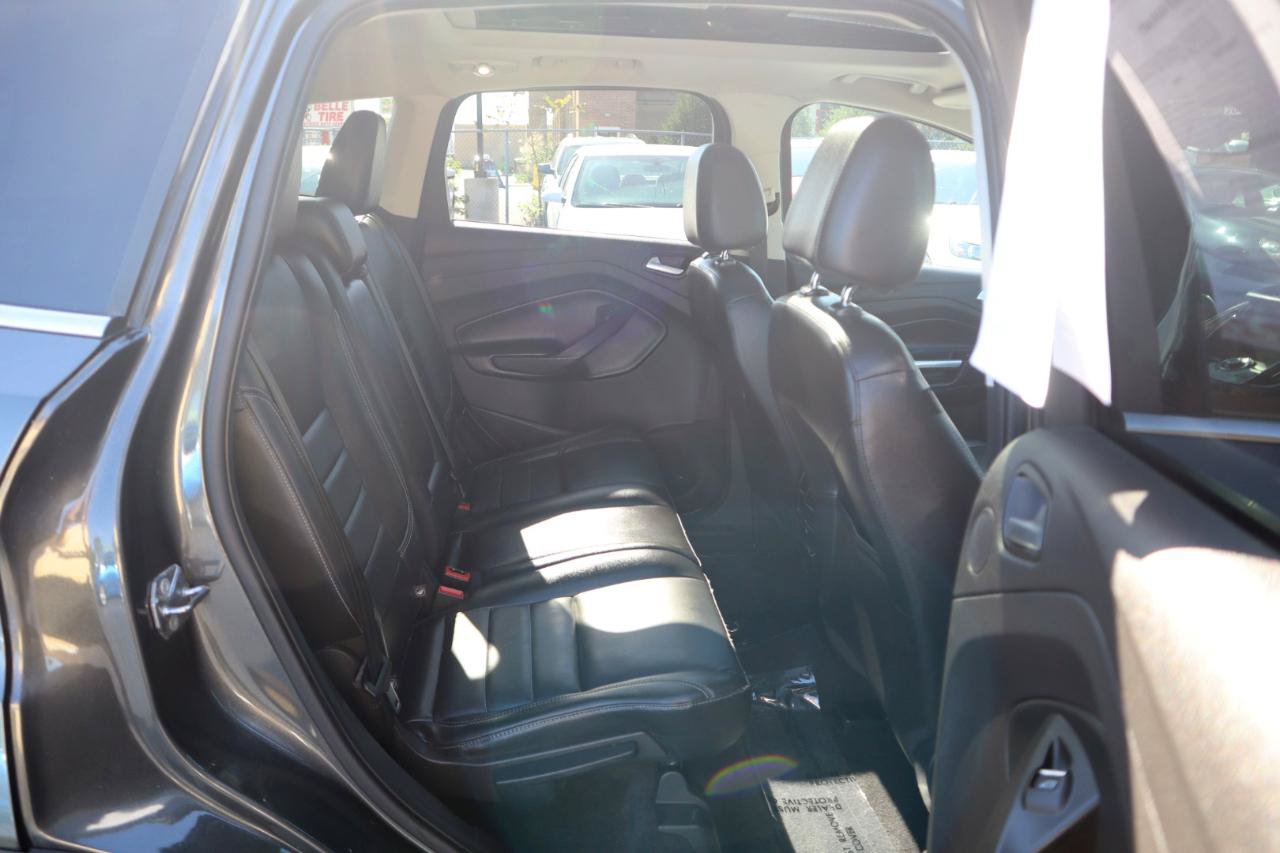 Used 2015 Ford Escape Titanium AWD/4WD image 12
