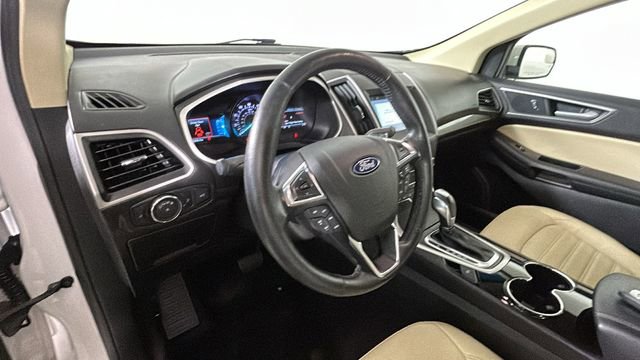 Used 2018 Ford Edge SEL w/ Equipment Group 201A AWD/4WD image 14