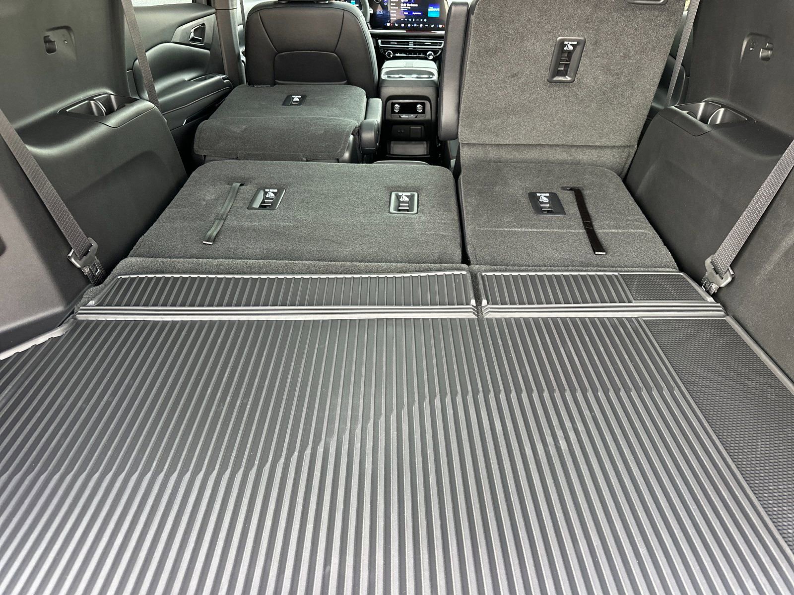 New 2026 Chevrolet Traverse Z71 w/ Driver Confidence Package image 18