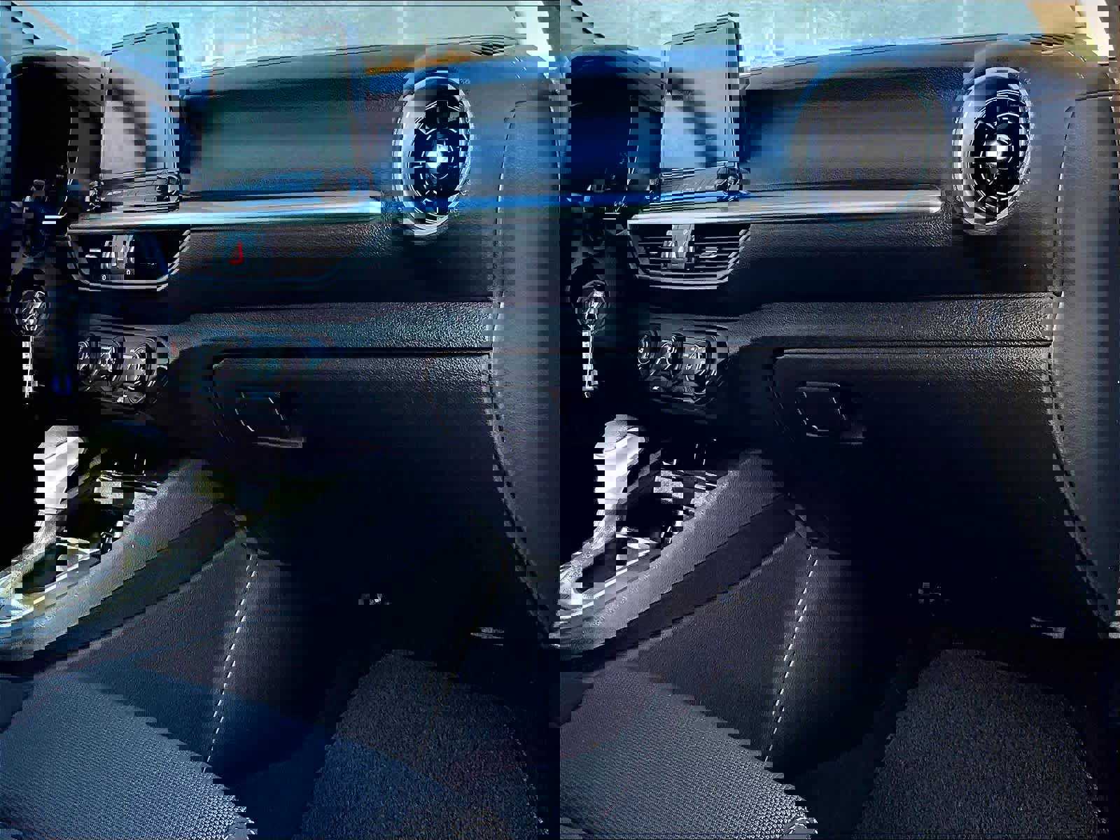 Used 2023 Kia Forte LXS w/ LXS Technology Package image 14