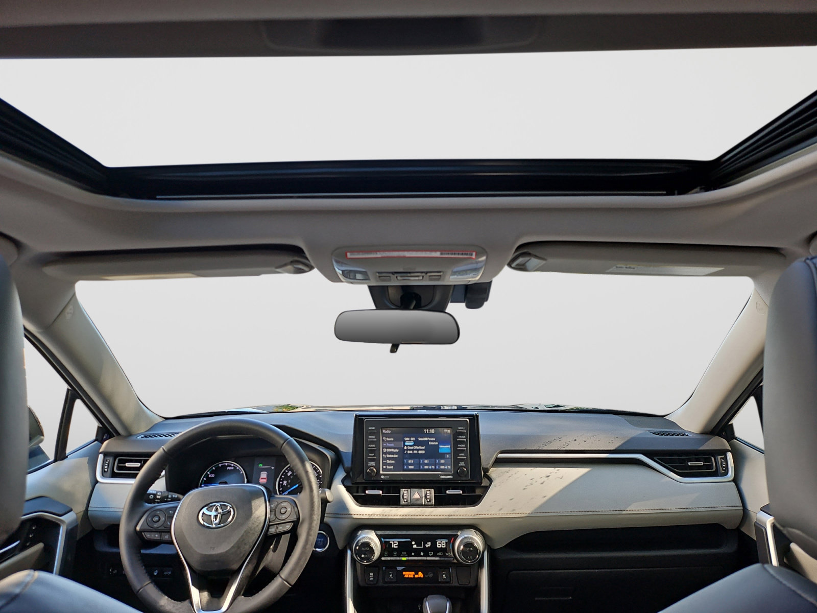 Used 2021 Toyota RAV4 XLE Premium AWD/4WD image 39