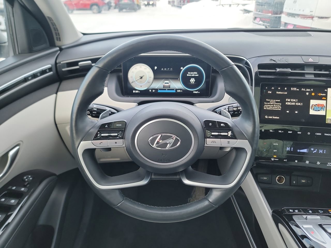 Used 2024 Hyundai Tucson Limited image 14