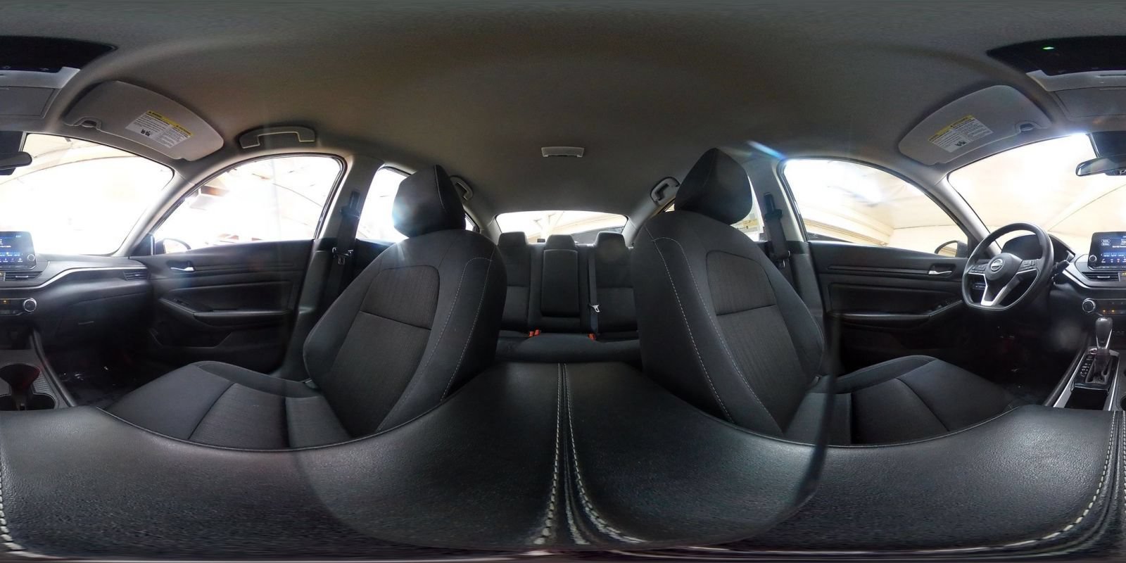 Used 2025 Nissan Altima 2.5 SV FWD image 42