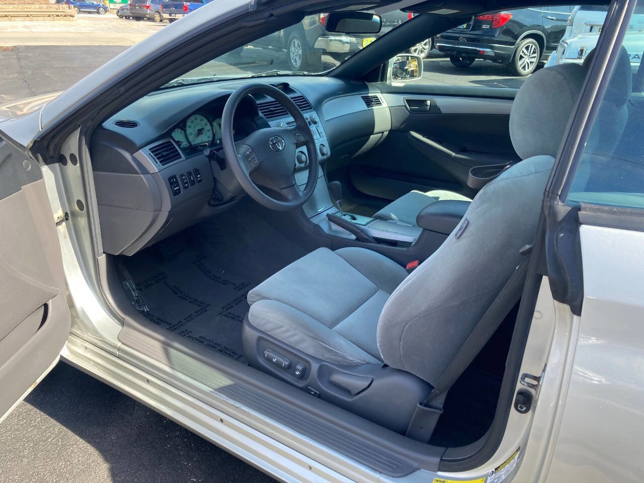 Used 2004 Toyota Solara SE image 46