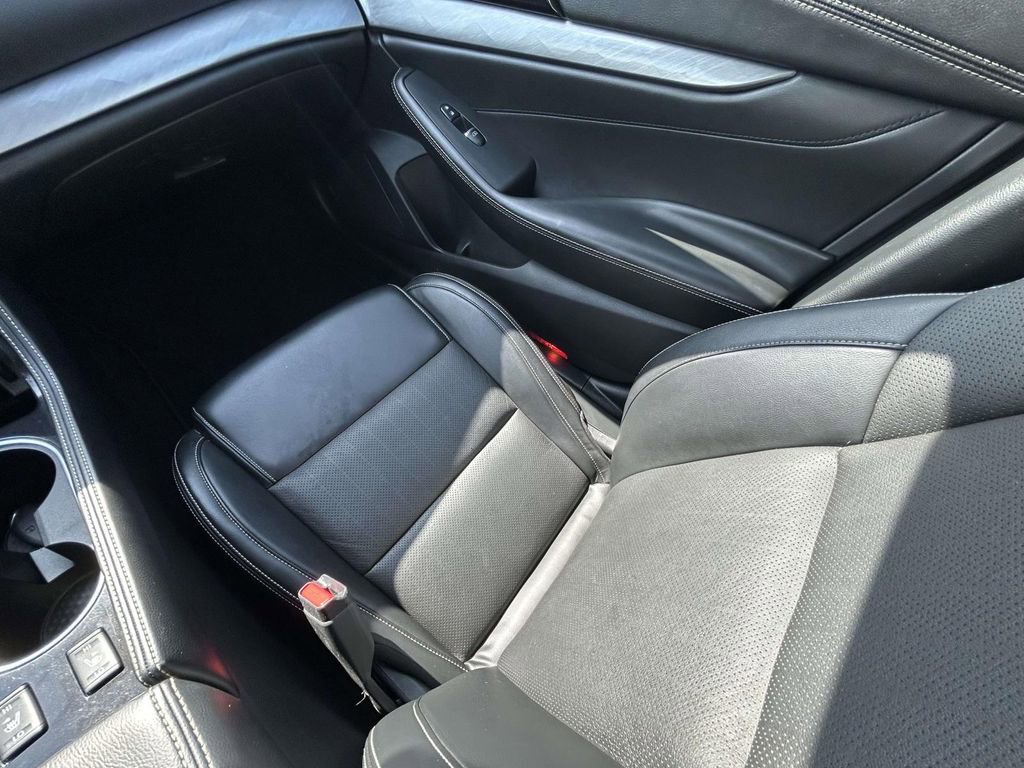 Used 2017 Nissan Maxima 3.5 SL FWD image 13