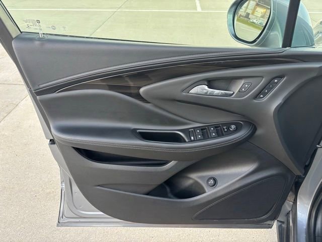 Certified 2019 Buick Envision Essence w/ LPO, Active Package image 17