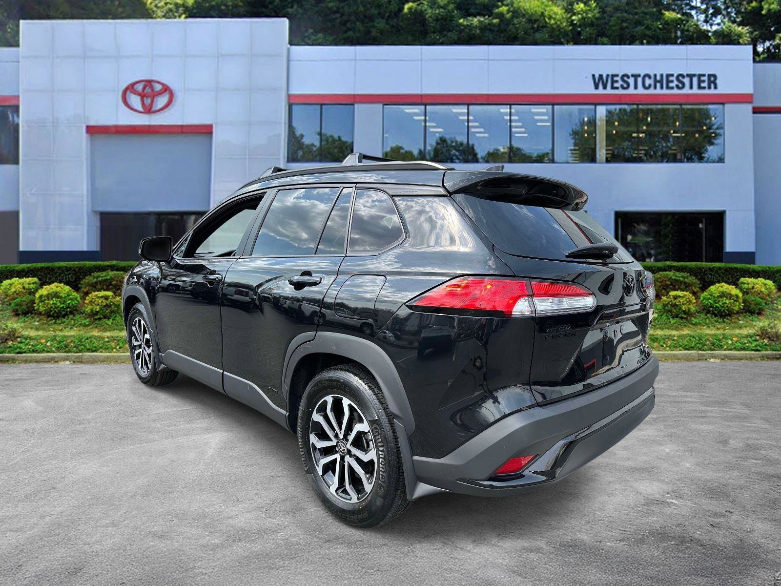 Used 2024 Toyota Corolla Cross AWD Hybrid image 6