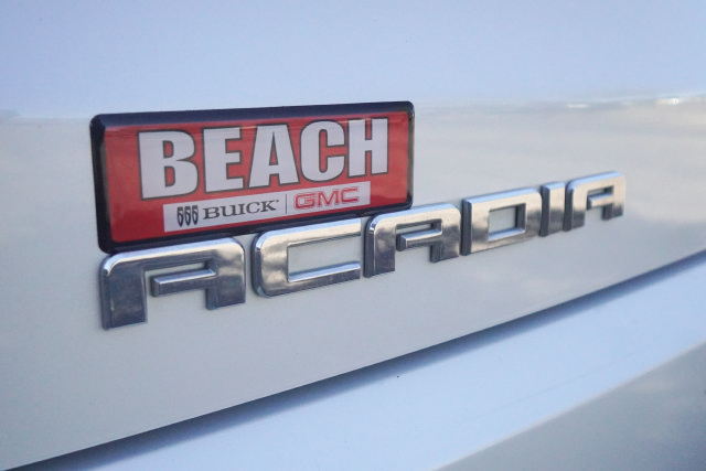 Used 2017 GMC Acadia Denali w/ Technology Package FWD image 37