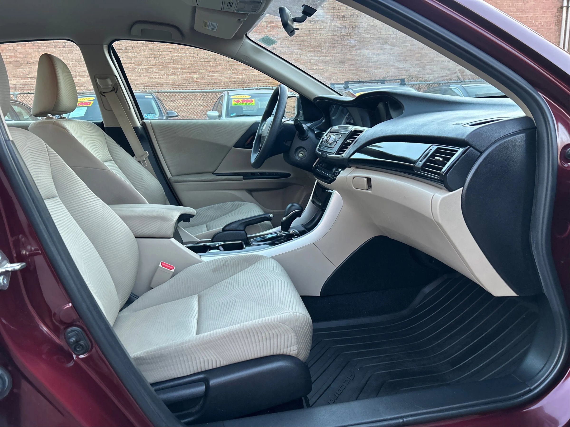 Used 2016 Honda Accord LX image 21