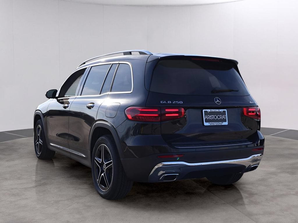 New 2026 Mercedes-Benz GLB 250 4MATIC image 5