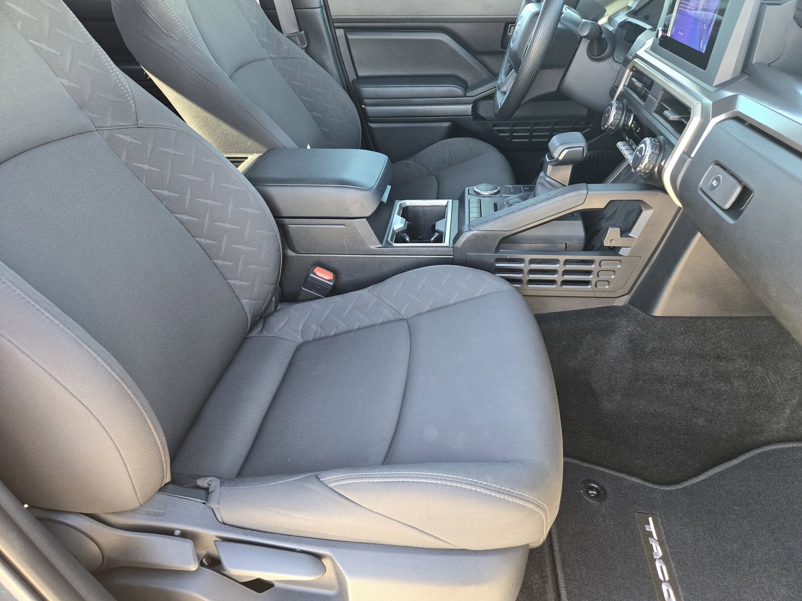 Used 2024 Toyota Tacoma SR5 image 15