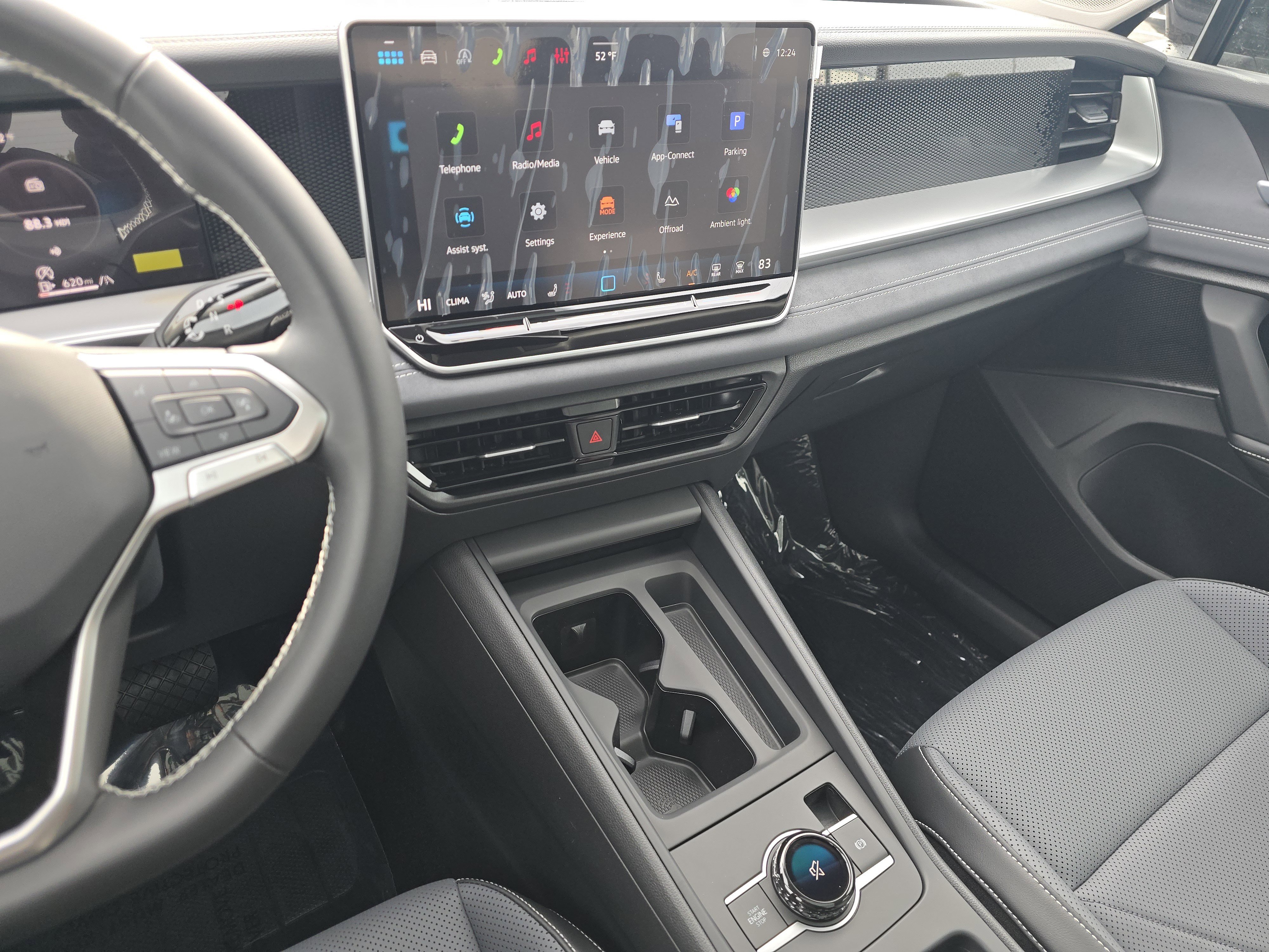 New 2026 Volkswagen Tiguan SE image 23