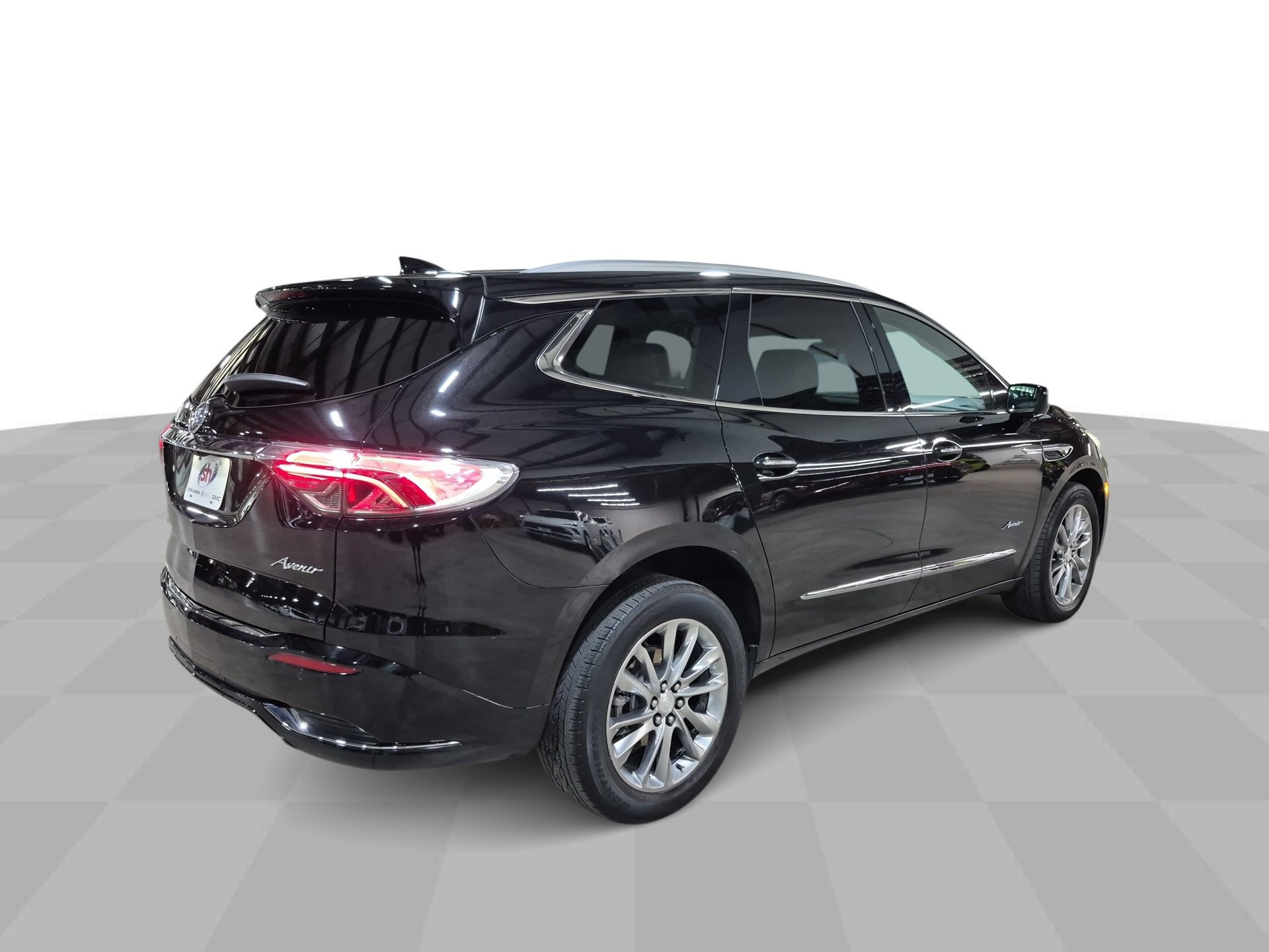 Used 2022 Buick Enclave Avenir w/ Avenir Technology Package AWD/4WD image 9