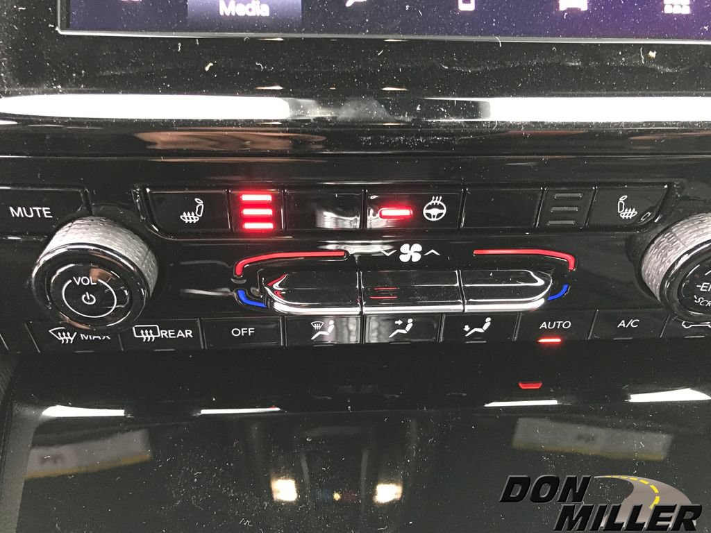 New 2025 Jeep Grand Cherokee L Altitude image 21