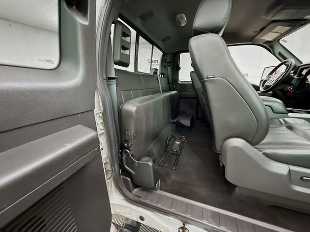 Used 2015 Ford F250 Lariat w/ Chrome Package image 26