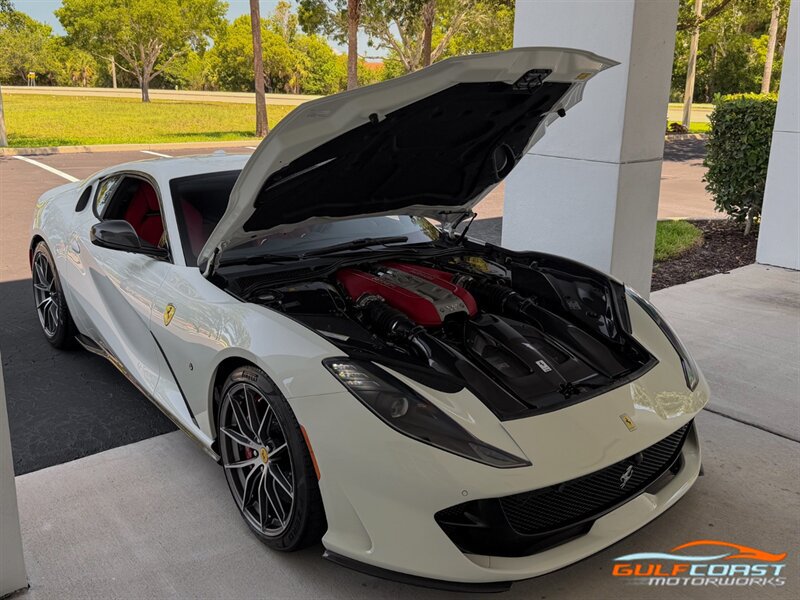 Used 2019 Ferrari 812 Superfast RWD image 37